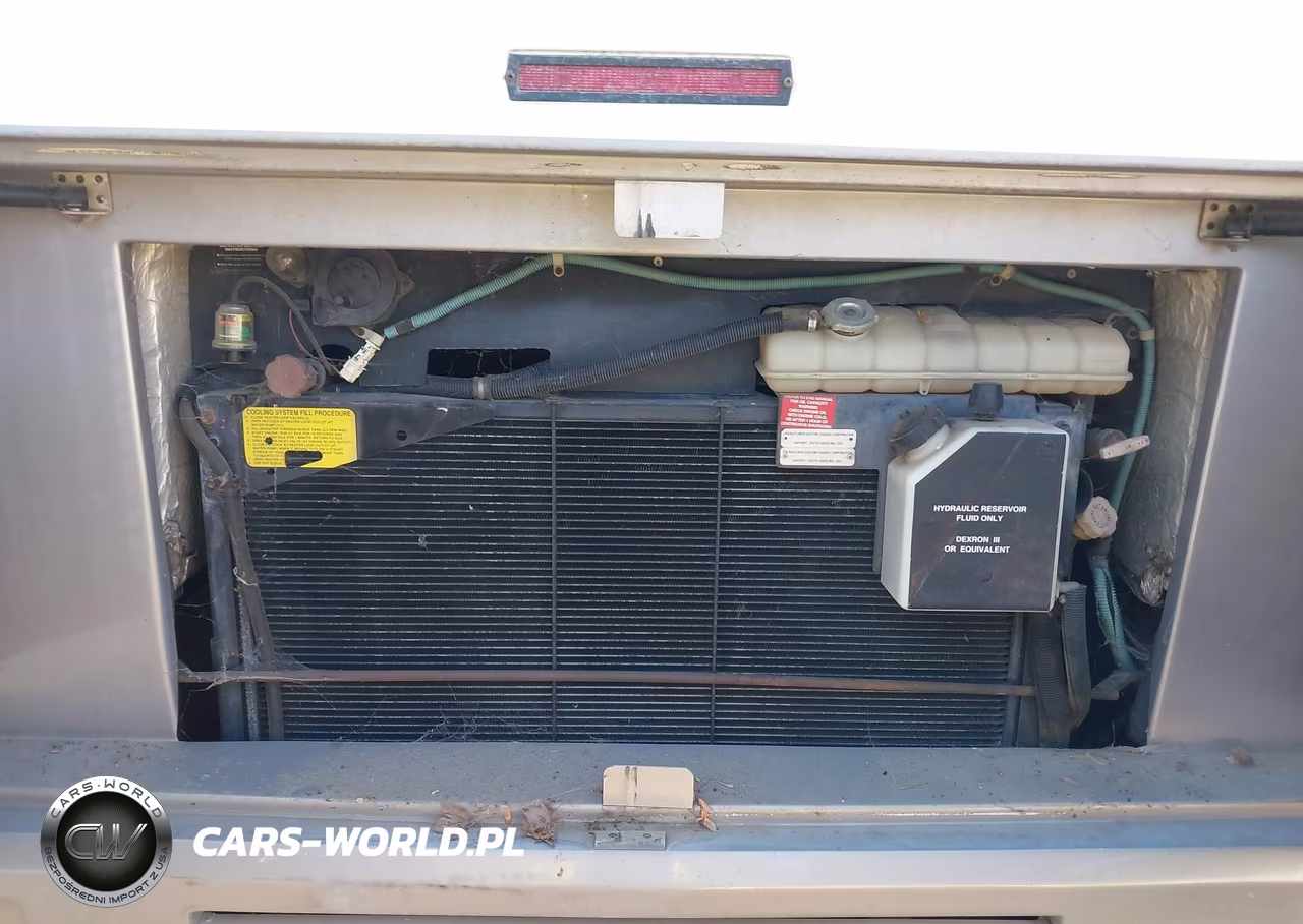 2000 Freightliner Chassis X Line Motor Home VIN:4UZ6XJCA5YCG54694 - 10