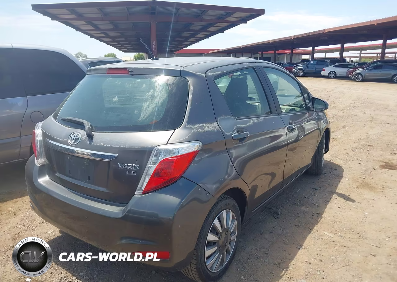 2014 Toyota Yaris Le (Tmc-Cbu Plant) VIN:JTDKTUD32ED579486 - 4