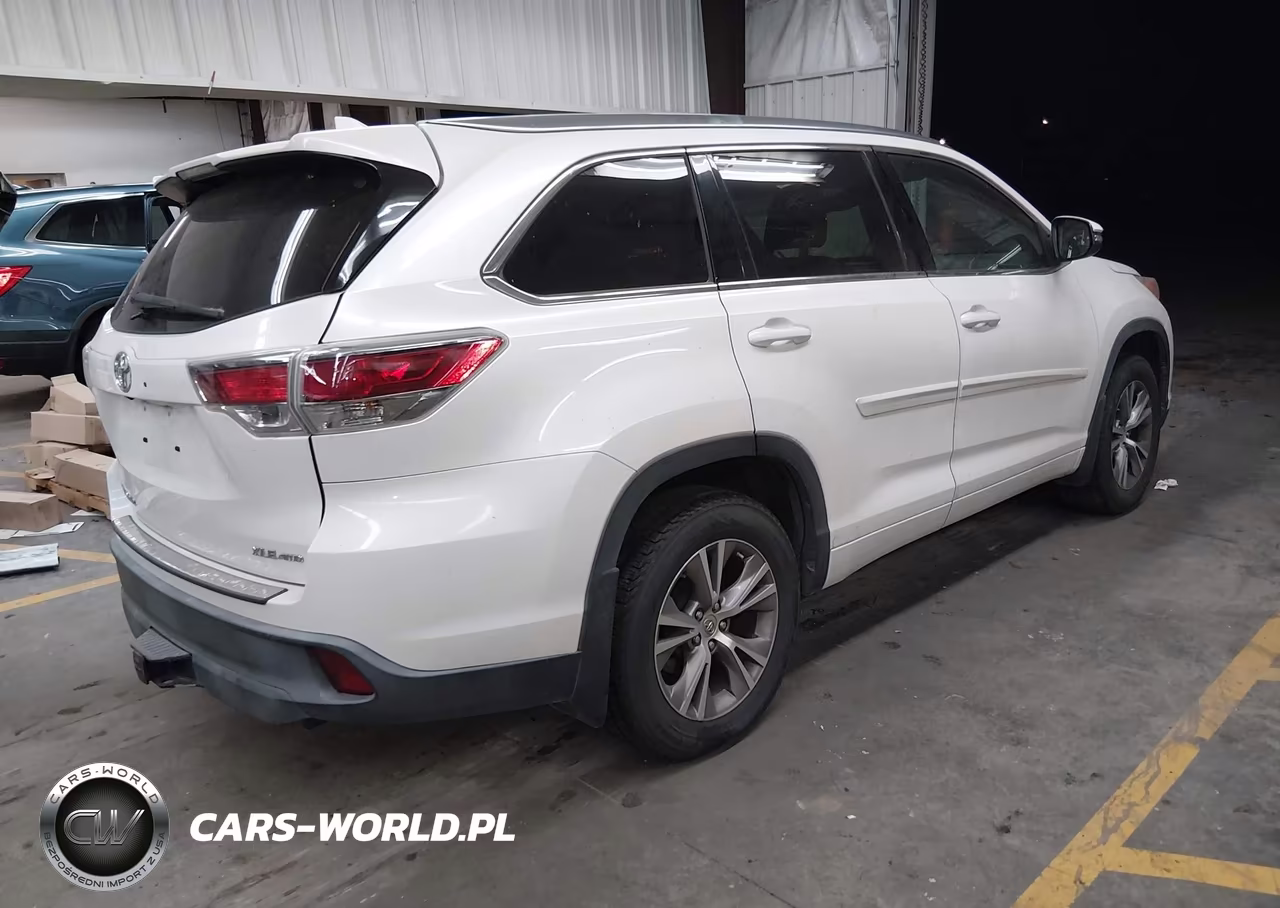 2015 Toyota Highlander Xle V6 VIN:5TDJKRFH0FS195443 - 4