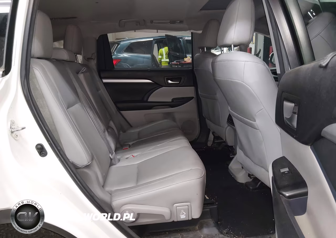 2015 Toyota Highlander Xle V6 VIN:5TDJKRFH0FS195443 - 8