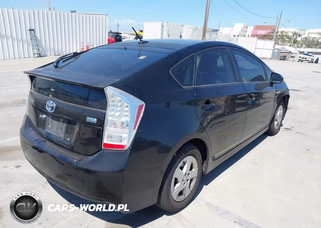 2010 Toyota Prius Iii VIN:JTDKN3DU3A1307151 - 4