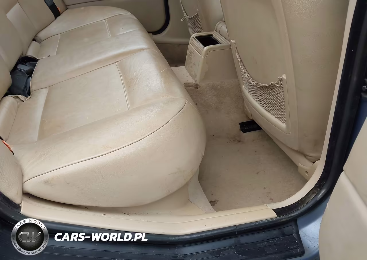 2003 BMW 325 I VIN:WBAEV33433KL78987 - 8
