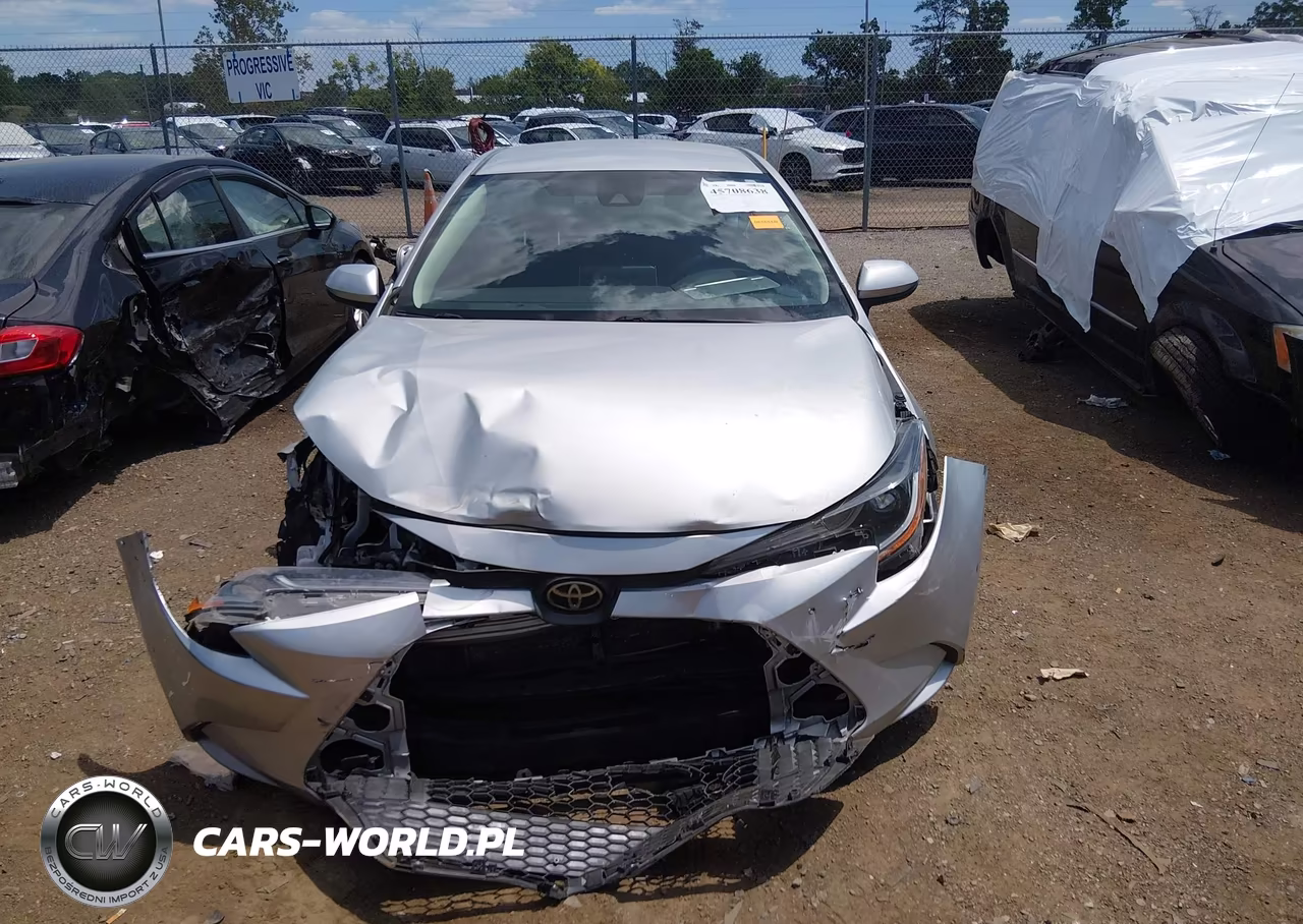 2020 Toyota Corolla Le VIN:5YFEPRAE9LP116016 - 11
