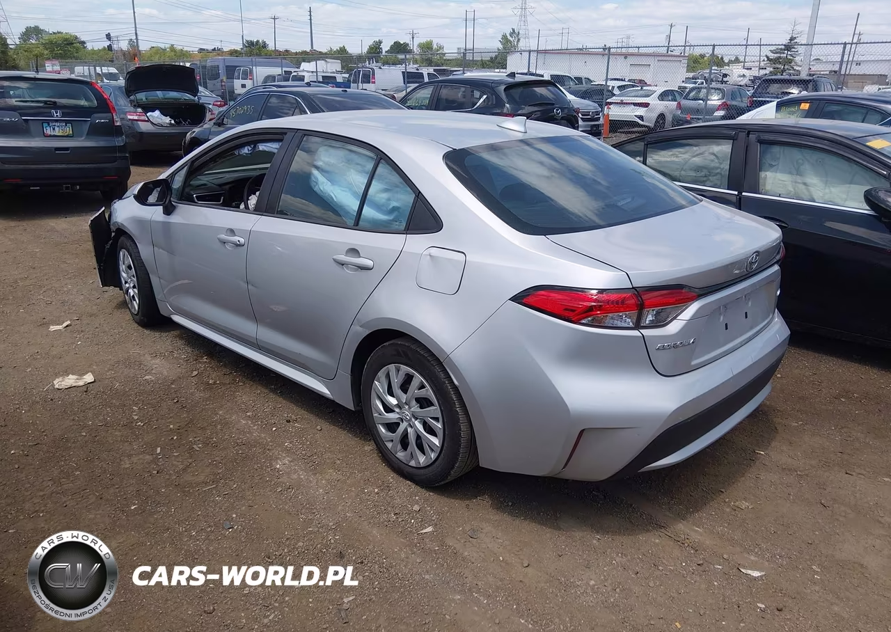 2020 Toyota Corolla Le VIN:5YFEPRAE9LP116016 - 3