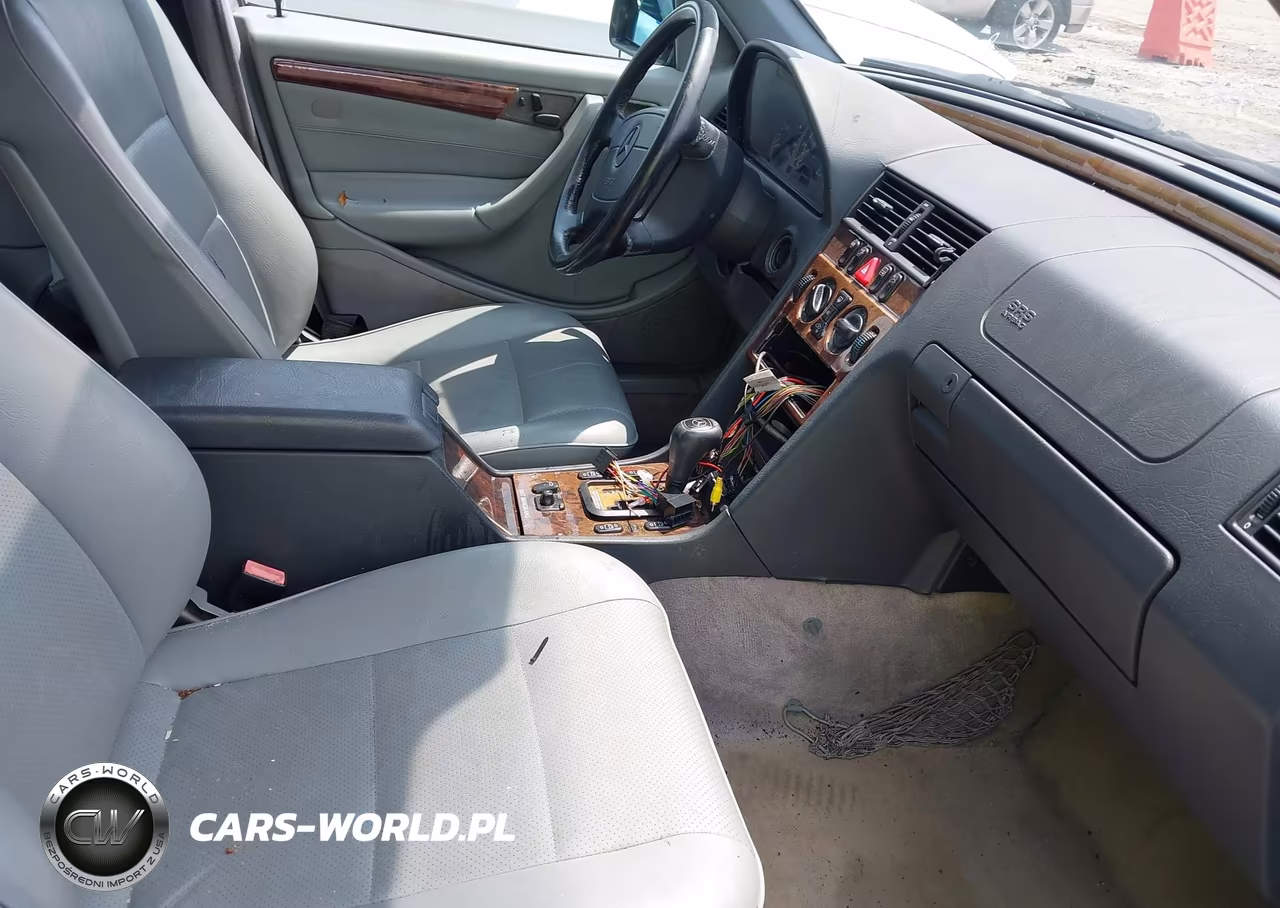 1999 Mercedes-Benz C 230 Kompressor VIN:WDBHA24G1XA666533 - 5