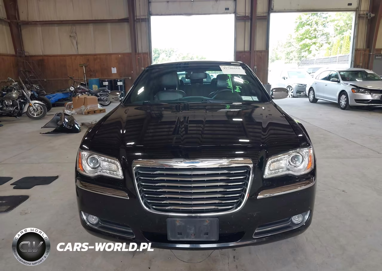 2011 Chrysler 300 Limited VIN:2C3CA5CG1BH598747 - 13