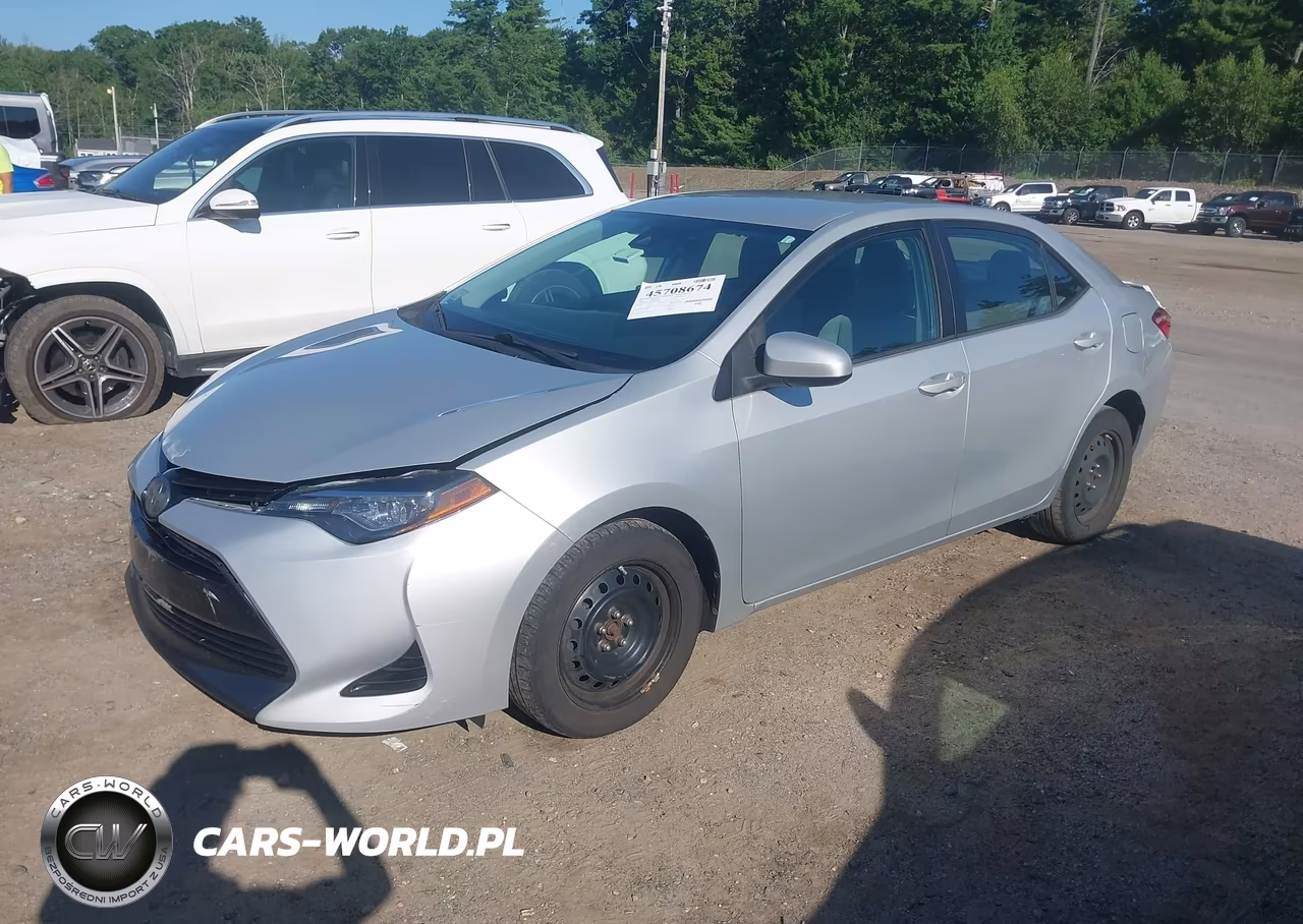 2018 Toyota Corolla Le VIN:2T1BURHE8JC024796 - 2