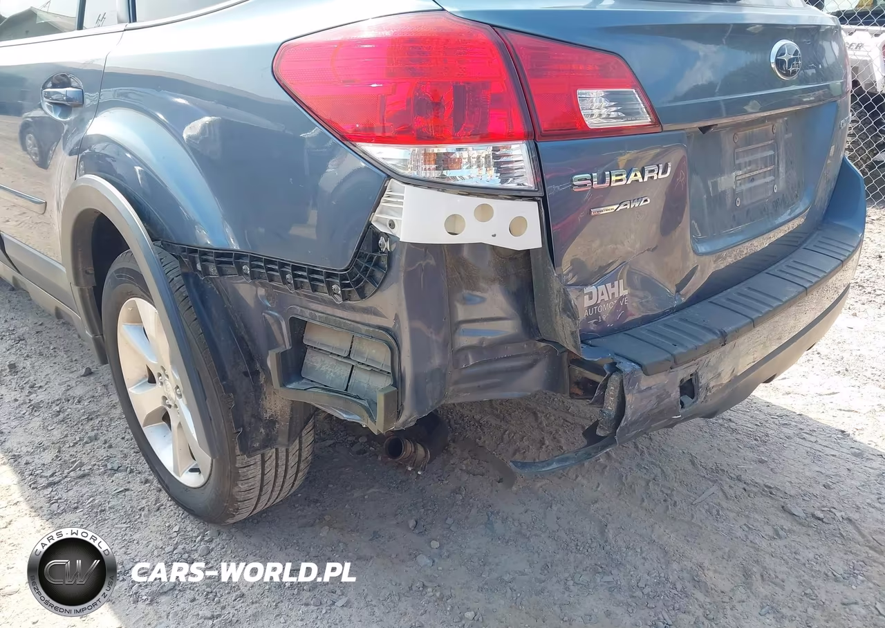2014 Subaru Outback 2.5I Limited VIN:4S4BRCLC9E3220390 - 18
