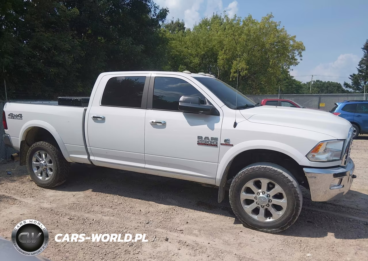 2017 Ram 2500 Big Horn 4X4 6'4 Box VIN:3C6UR5DL8HG606508 - 13