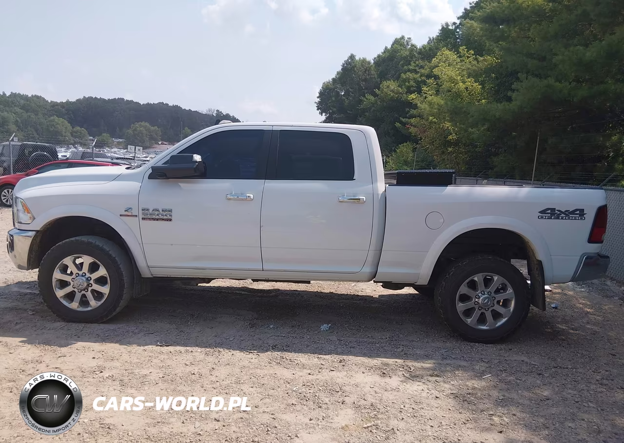 2017 Ram 2500 Big Horn 4X4 6'4 Box VIN:3C6UR5DL8HG606508 - 14
