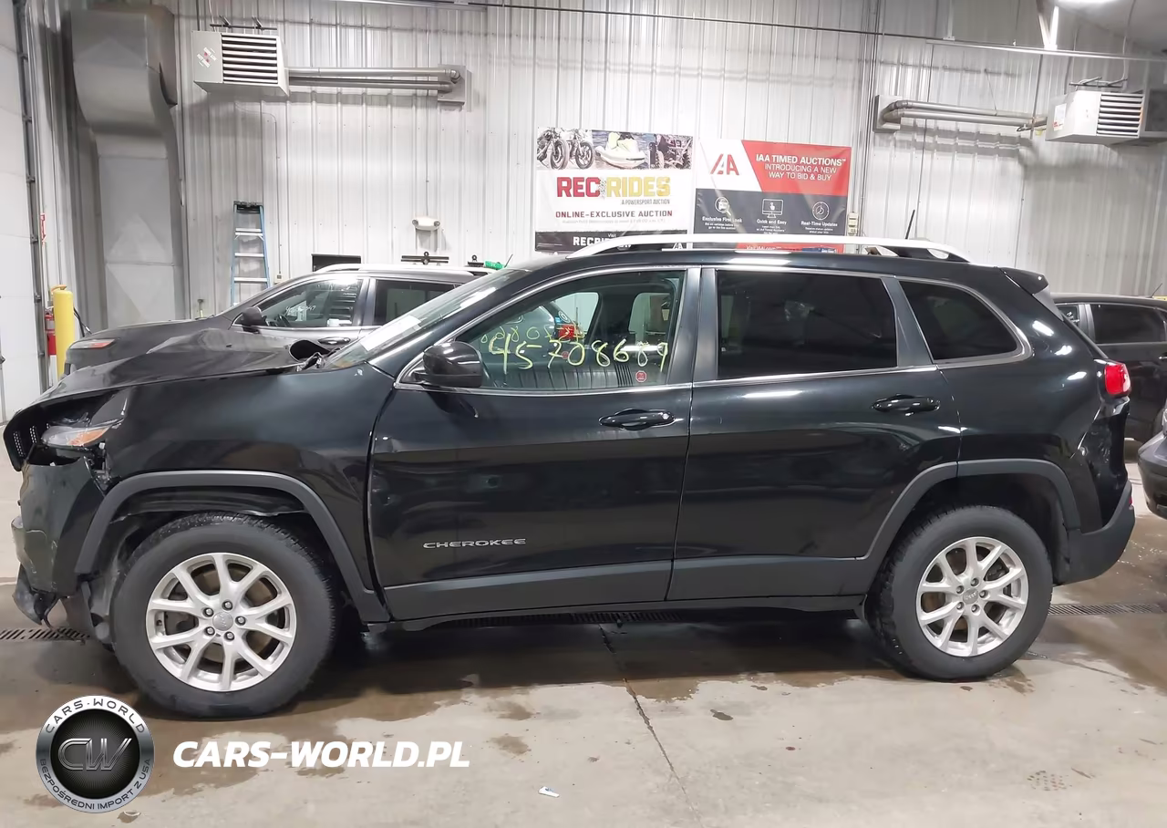 2016 Jeep Cherokee North VIN:1C4PJMCS2GW284609 - 14