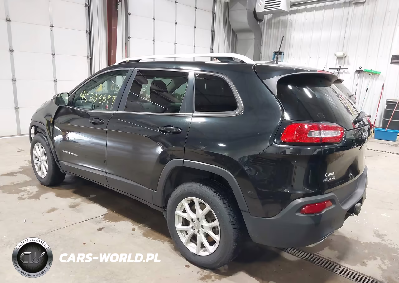 2016 Jeep Cherokee North VIN:1C4PJMCS2GW284609 - 3