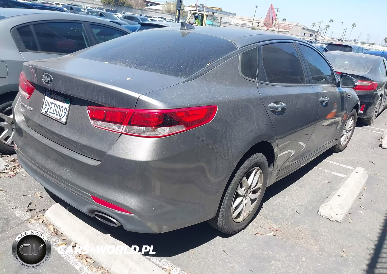 2018 Kia Optima Lx VIN:5XXGT4L37JG180841 - 4