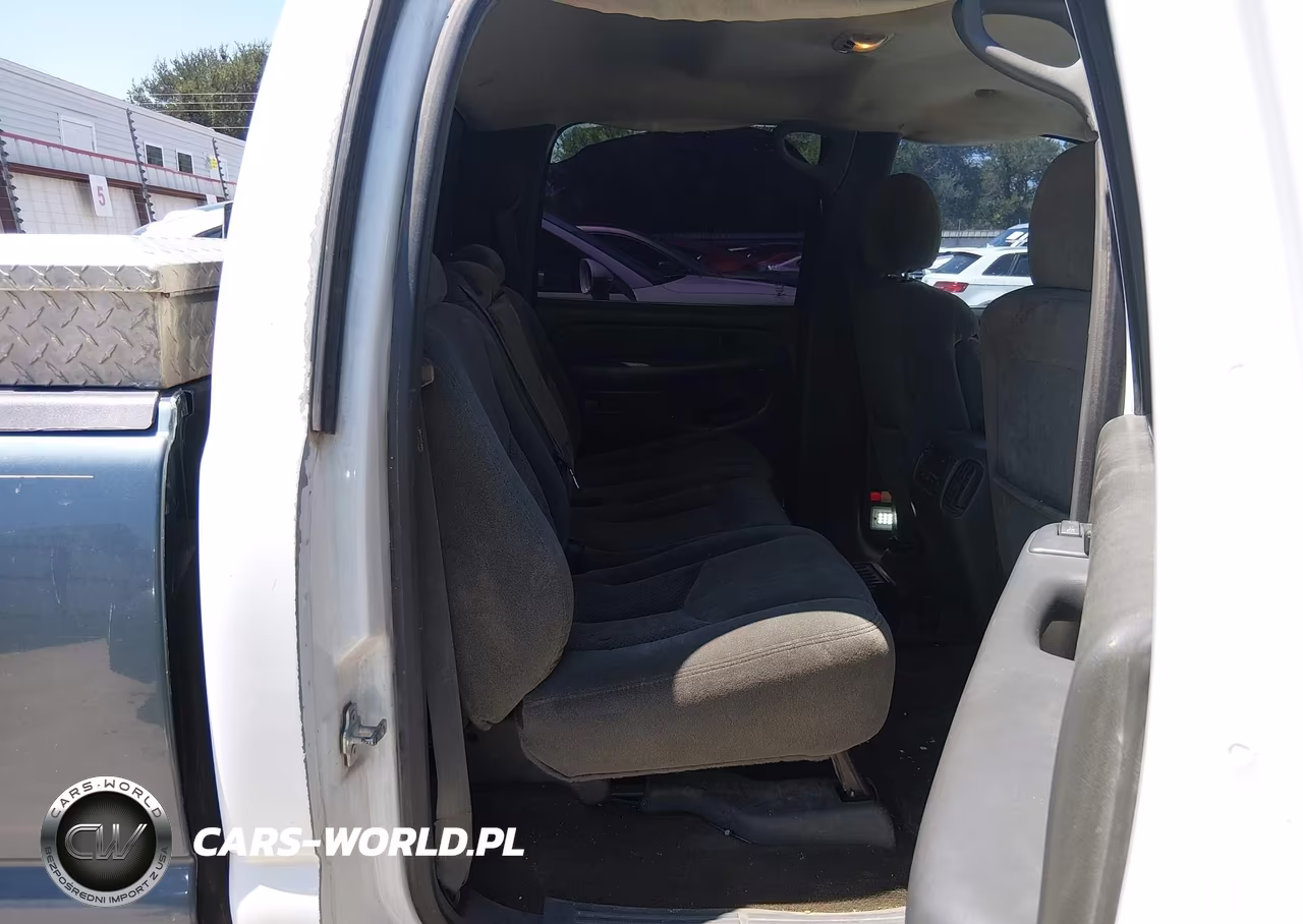 2004 Chevrolet Silverado 1500 Ls VIN:2GCEC13T141401141 - 8