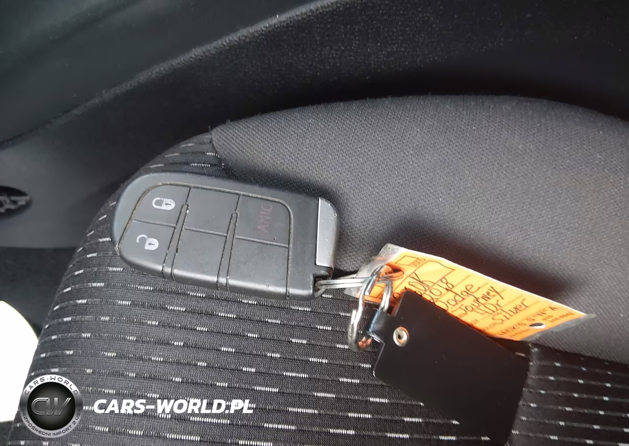 2018 Dodge Journey Se VIN:3C4PDCAB5JT384768 - 11