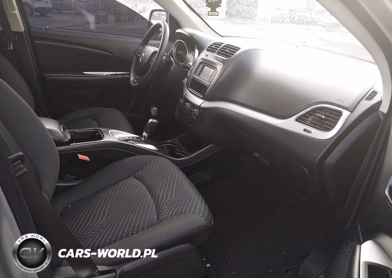 2018 Dodge Journey Se VIN:3C4PDCAB5JT384768 - 5