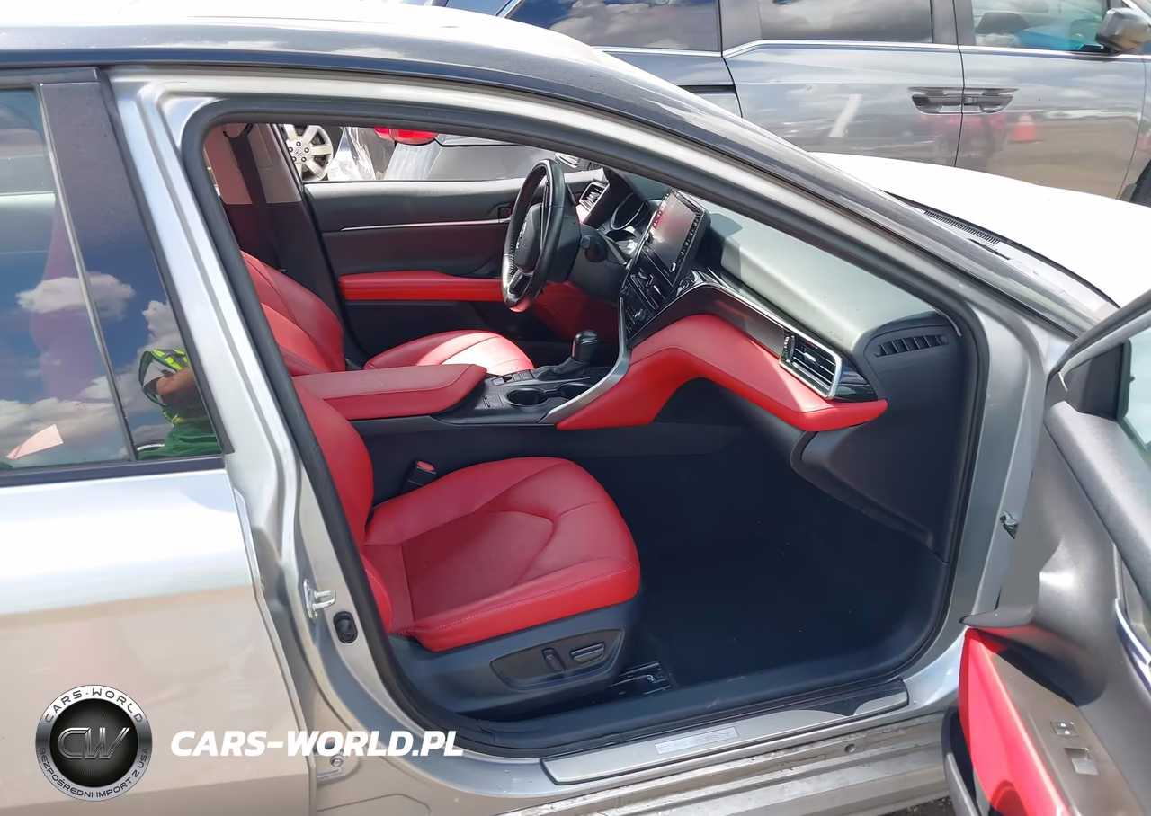 2022 Toyota Camry Xse Hybrid VIN:4T1K31AK1NU045448 - 5