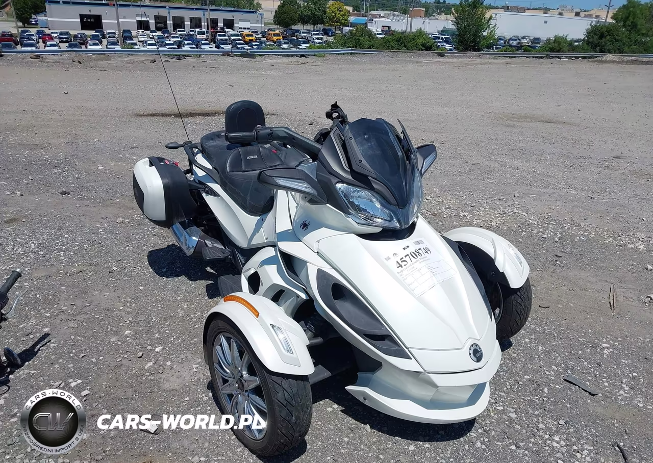 2013 Can-Am Spyder Roadster St-Sts-St Limited