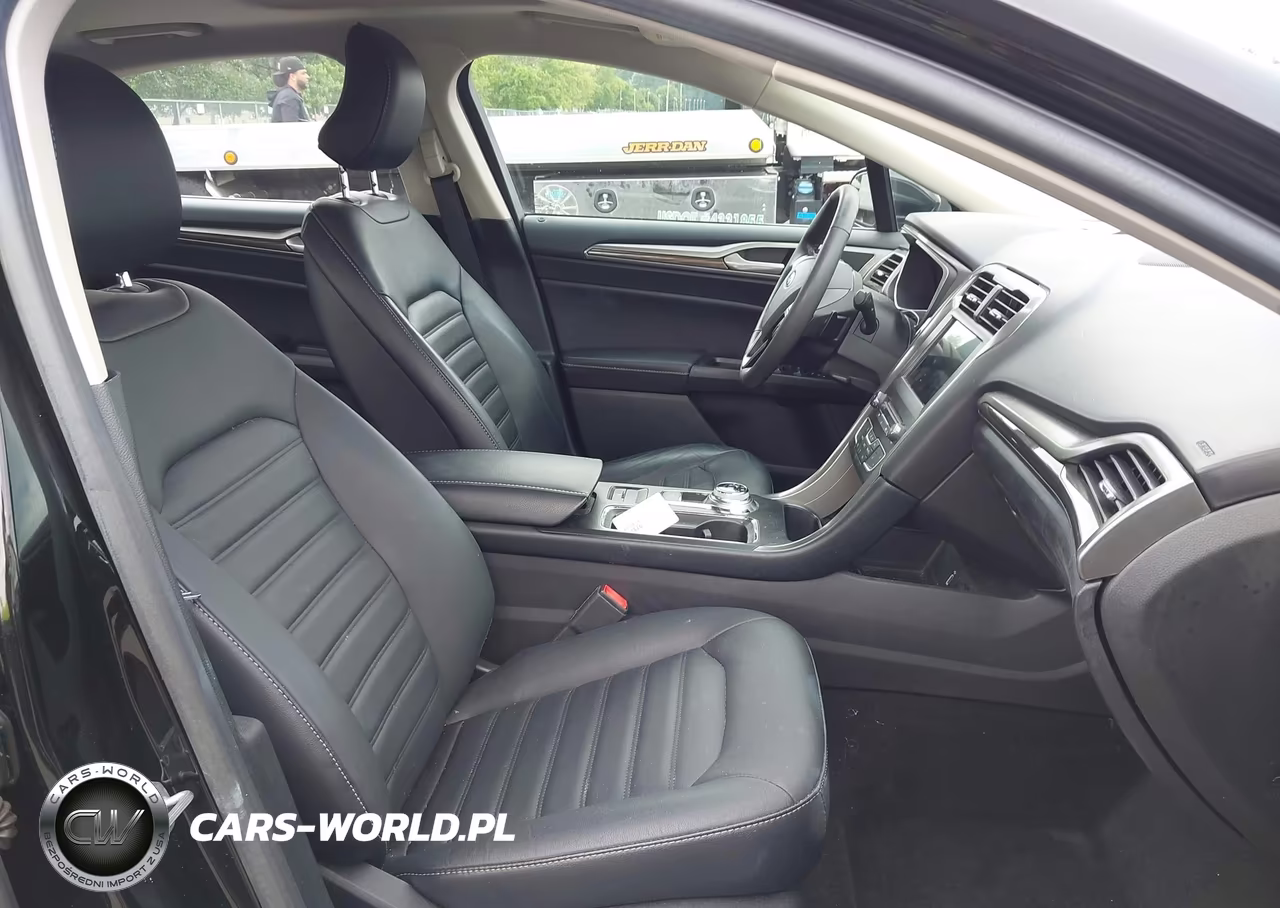 2017 Ford Fusion Se VIN:3FA6P0HD3HR203012 - 5