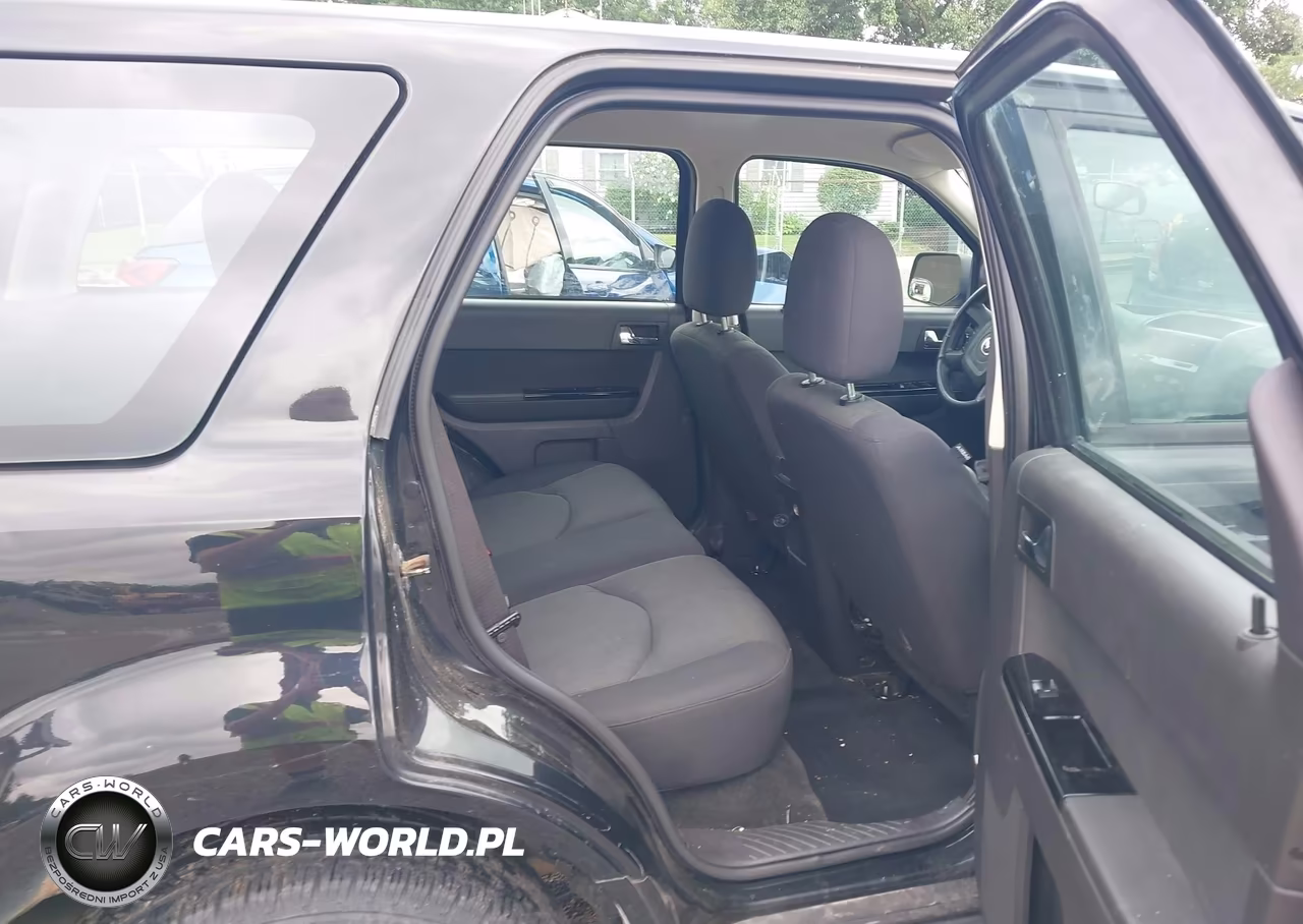 2009 Mazda Tribute I Sport VIN:4F2CZ927X9KM02918 - 8