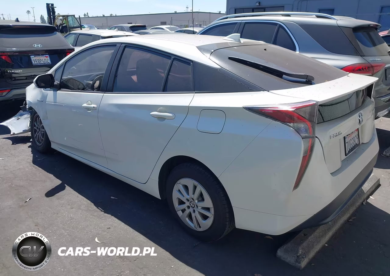 2016 Toyota Prius Two VIN:JTDKBRFU7G3020904 - 3