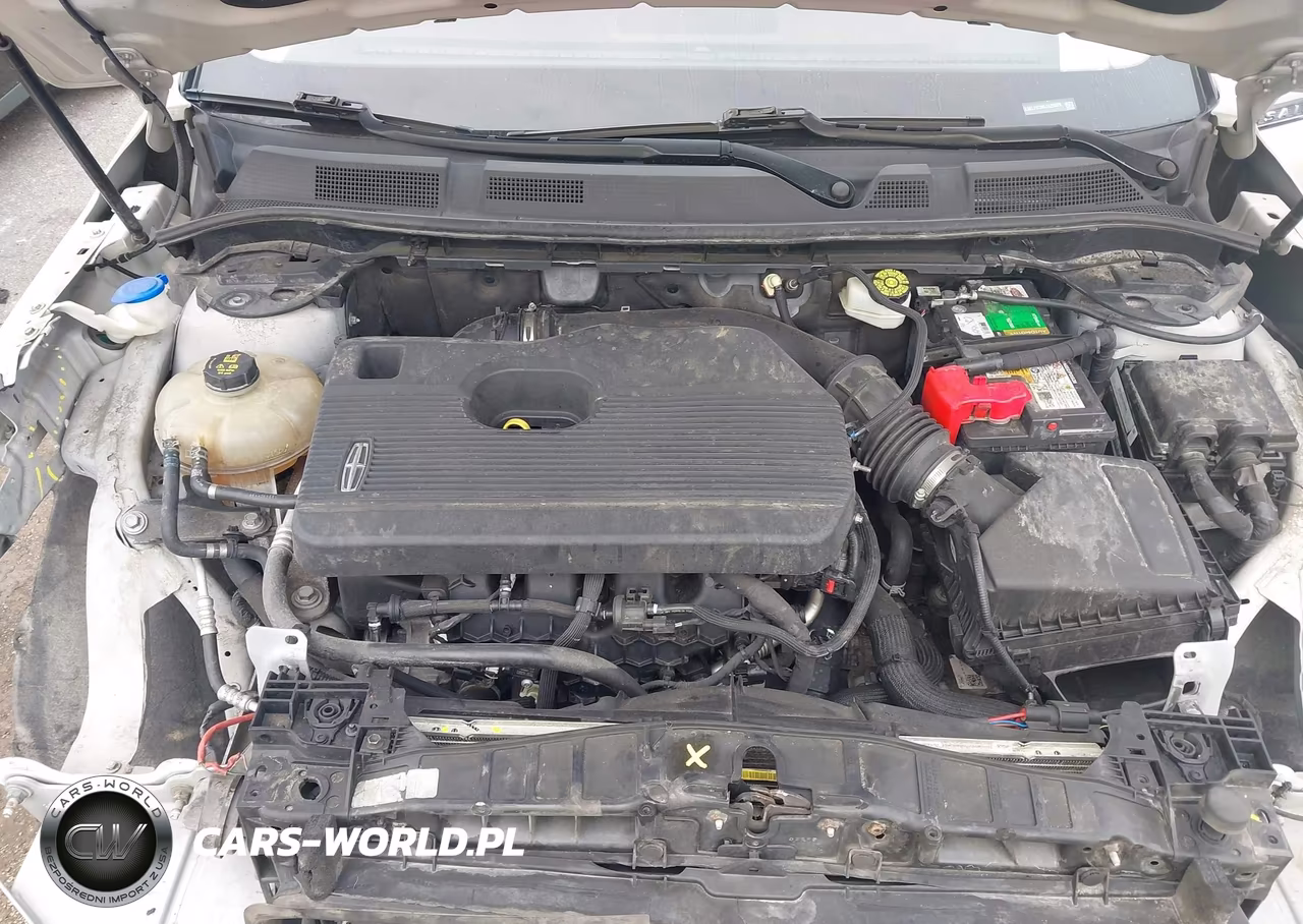 2020 Lincoln Corsair Standard VIN:5LMCJ1C98LUL28878 - 10