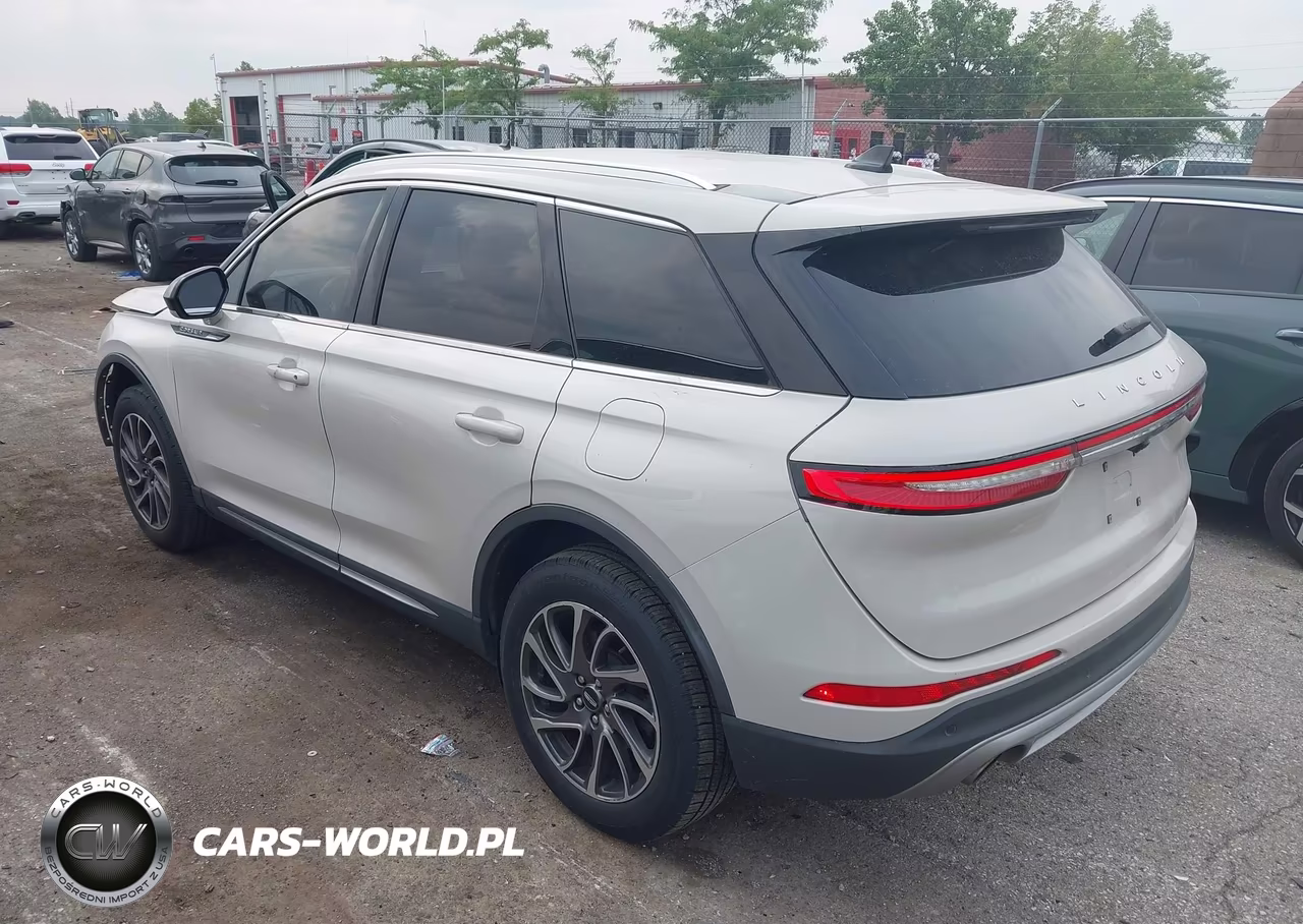 2020 Lincoln Corsair Standard VIN:5LMCJ1C98LUL28878 - 3