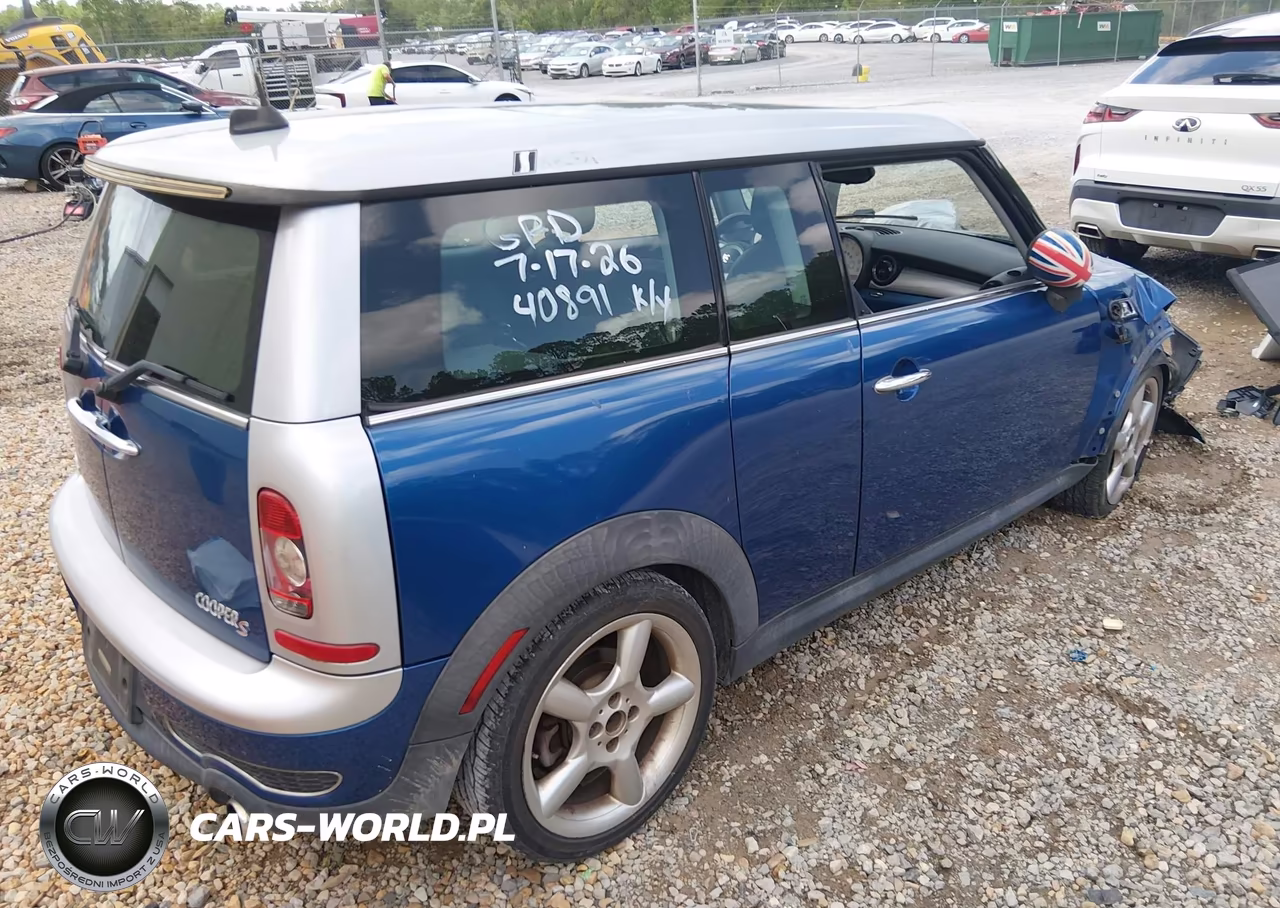 2008 Mini Cooper S Clubman VIN:WMWMM33508TP70124 - 4