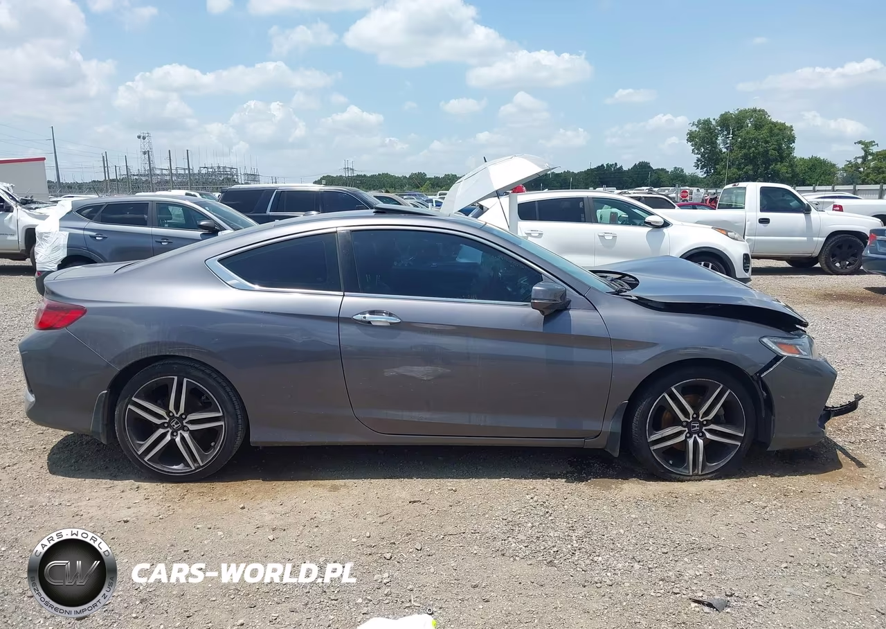 2017 Honda Accord Touring V6 VIN:1HGCT2B02HA001784 - 13