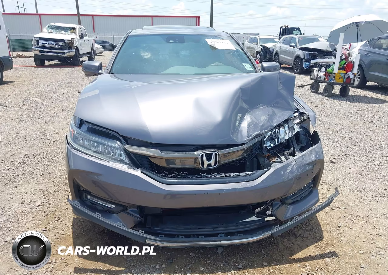 2017 Honda Accord Touring V6 VIN:1HGCT2B02HA001784 - 6