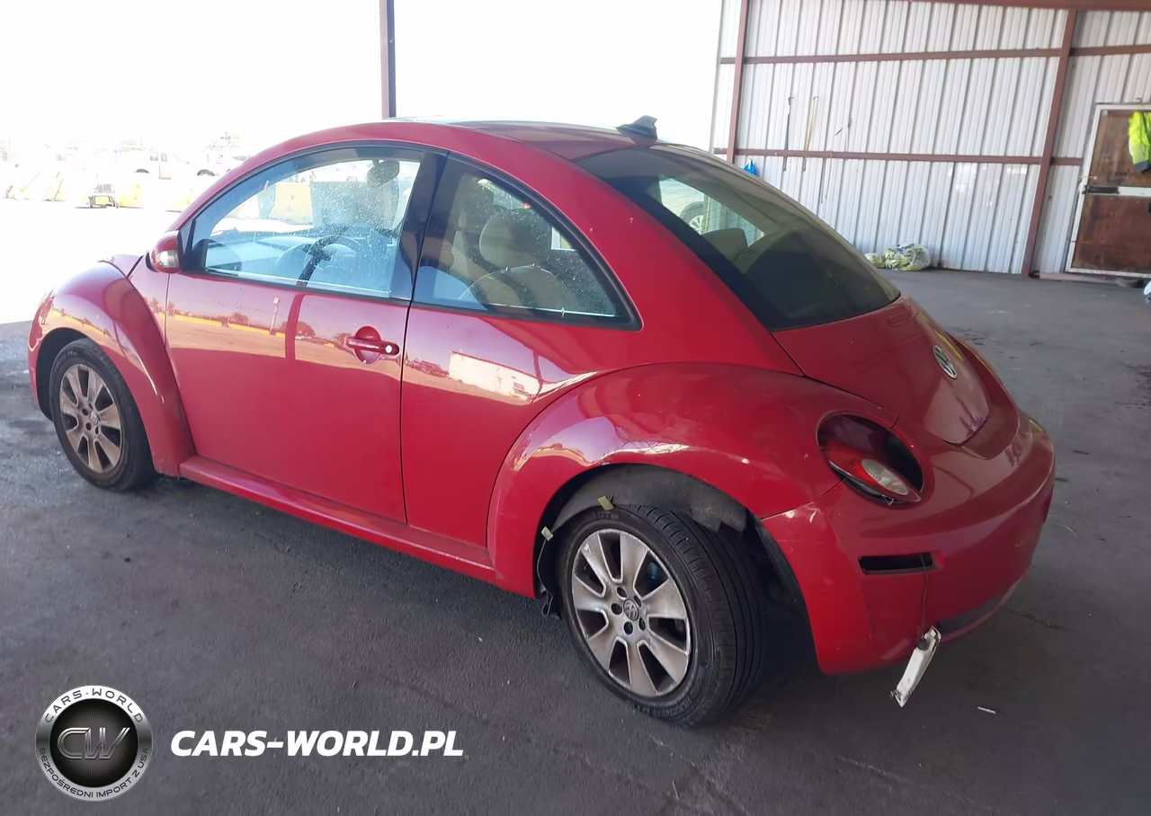 2010 Volkswagen New Beetle 2.5L VIN:3VWRG3AG8AM022985 - 3