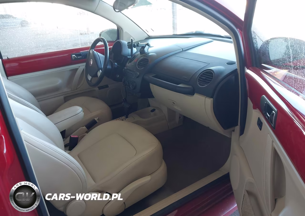 2010 Volkswagen New Beetle 2.5L VIN:3VWRG3AG8AM022985 - 5