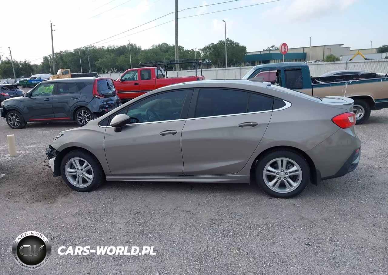2018 Chevrolet Cruze Lt Auto VIN:1G1BE5SM8J7227218 - 15