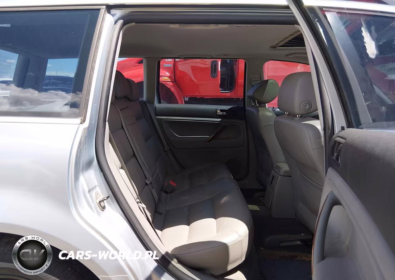 2003 Volkswagen Passat Glx VIN:WVWWH63B03E375428 - 8
