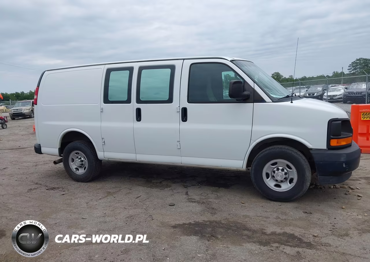 2017 Chevrolet Express 3500 Work Van VIN:1GCZGGFF7H1116339 - 13