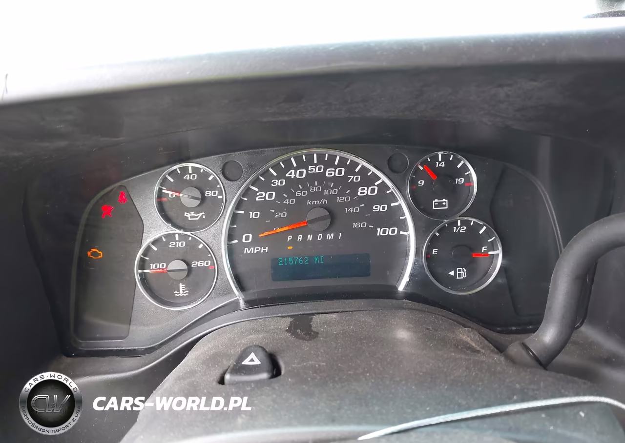 2017 Chevrolet Express 3500 Work Van VIN:1GCZGGFF7H1116339 - 7