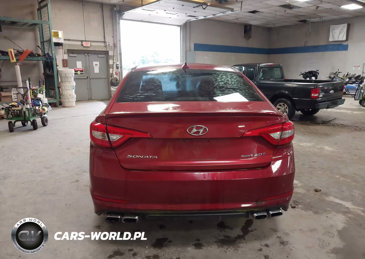 2015 Hyundai Sonata Sport 2.0T VIN:5NPE34AB2FH157352 - 15