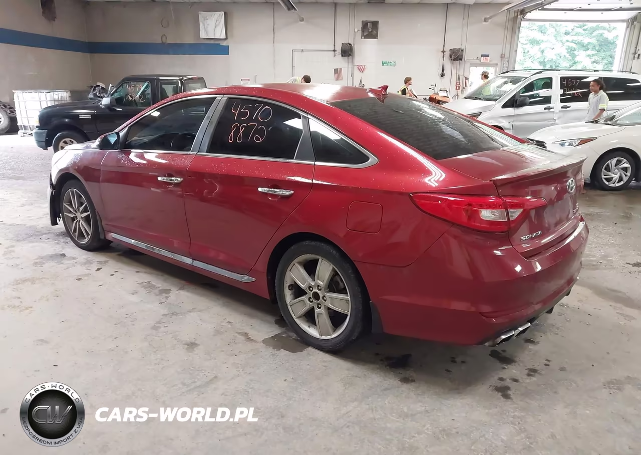 2015 Hyundai Sonata Sport 2.0T VIN:5NPE34AB2FH157352 - 3