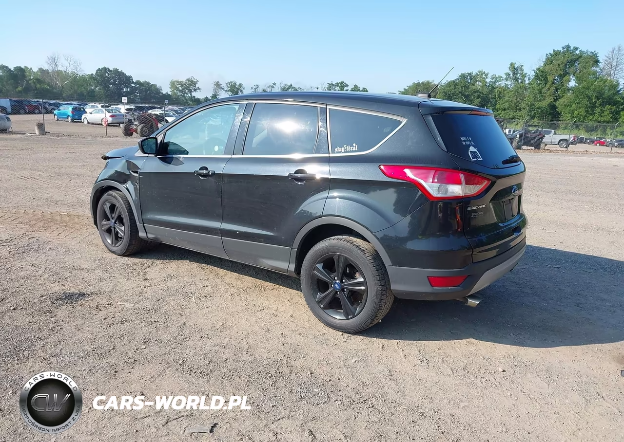 2015 Ford Escape Se VIN:1FMCU0G78FUA18943 - 3