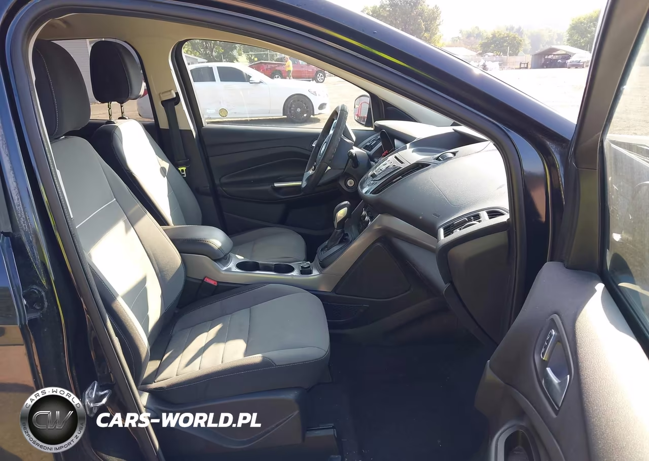 2015 Ford Escape Se VIN:1FMCU0G78FUA18943 - 5
