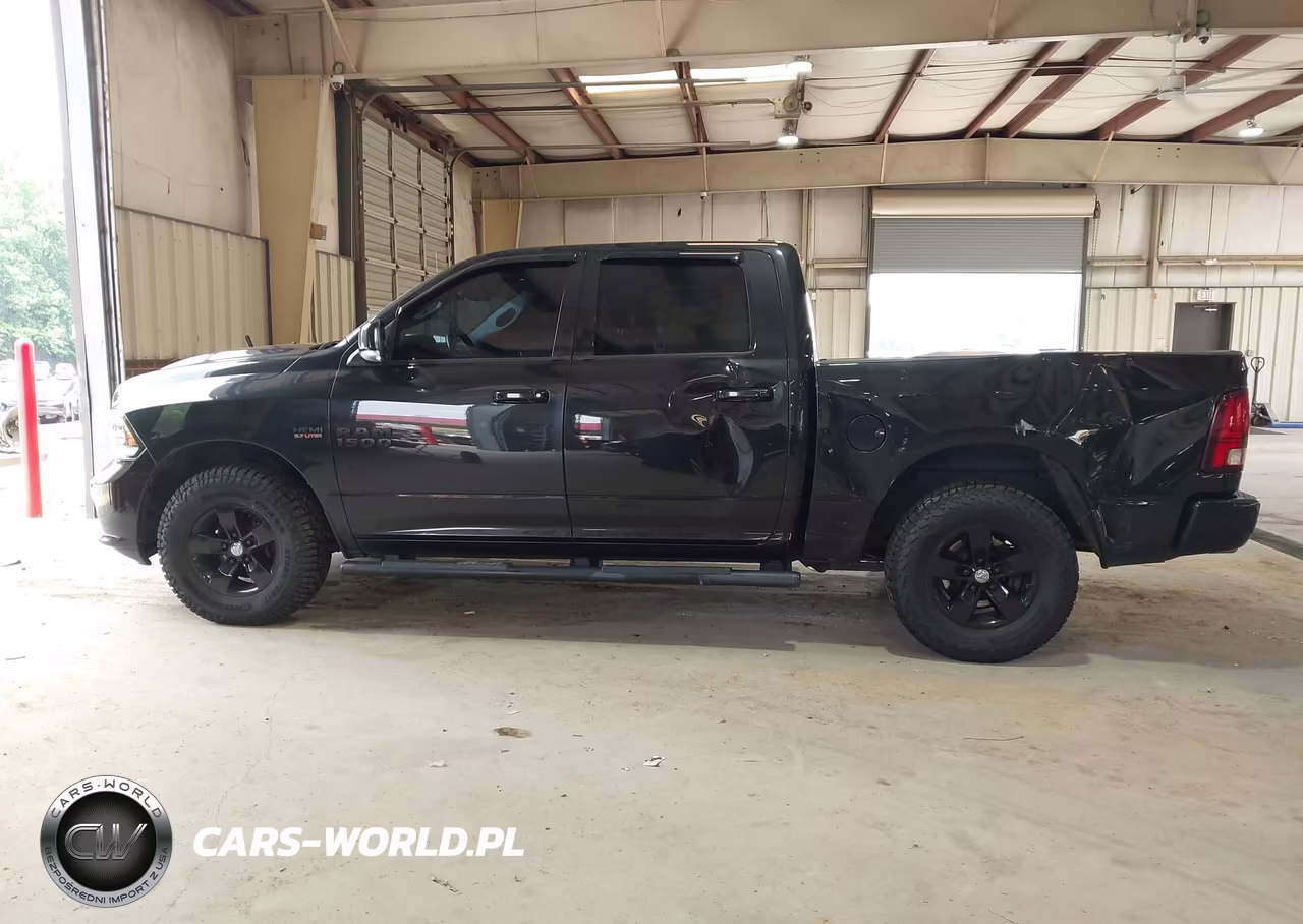 2016 Ram 1500 Sport VIN:1C6RR7MT2GS371158 - 14