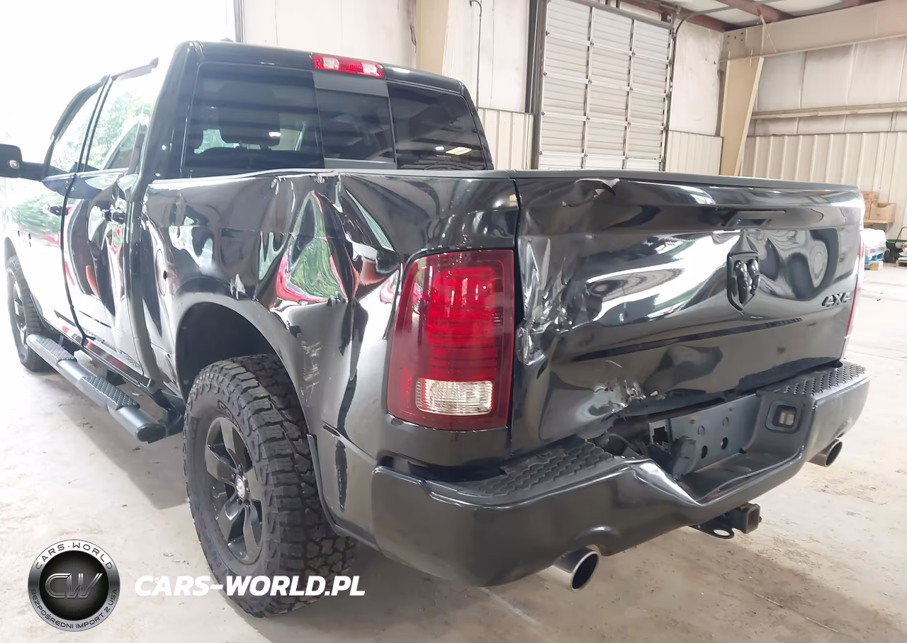 2016 Ram 1500 Sport VIN:1C6RR7MT2GS371158 - 18