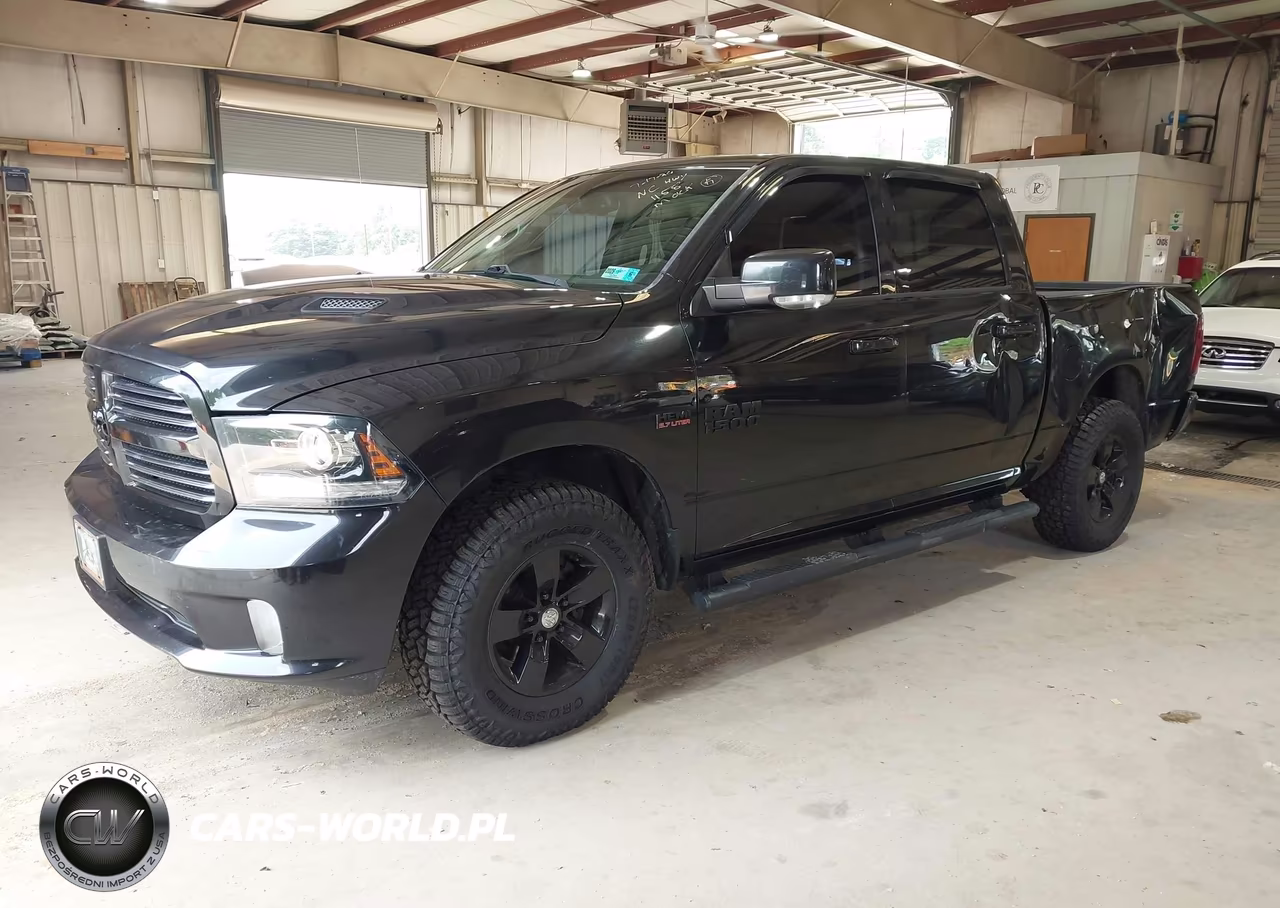 2016 Ram 1500 Sport VIN:1C6RR7MT2GS371158 - 2