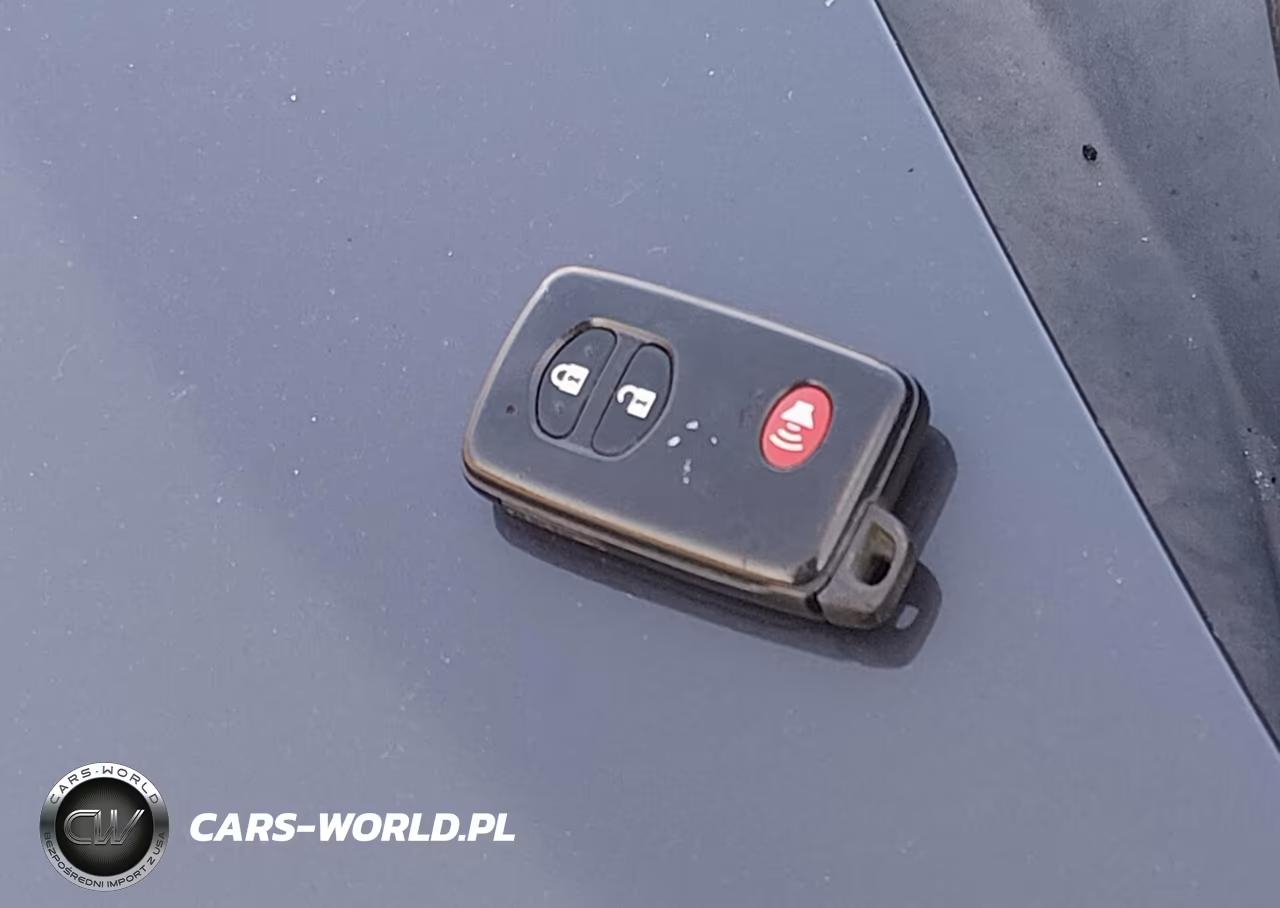 TOYOTA PRIUS VIN:JTDKN3DU5A0008363 - 11