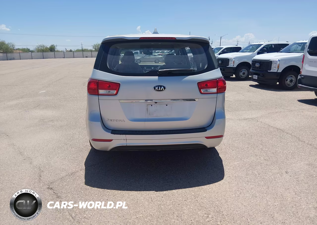 2018 Kia Sedona L VIN:KNDMA5C10J6404902 - 15