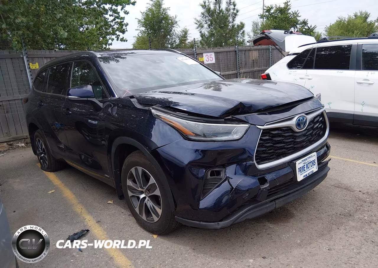 2021 Toyota Highlander Hybrid Xle