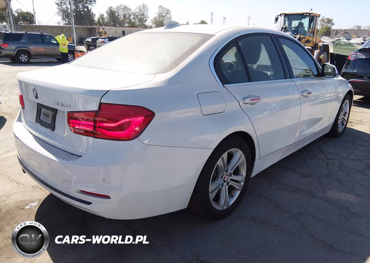 2017 BMW 3 Series 330I VIN:WBA8B9G34HNU57228 - 4