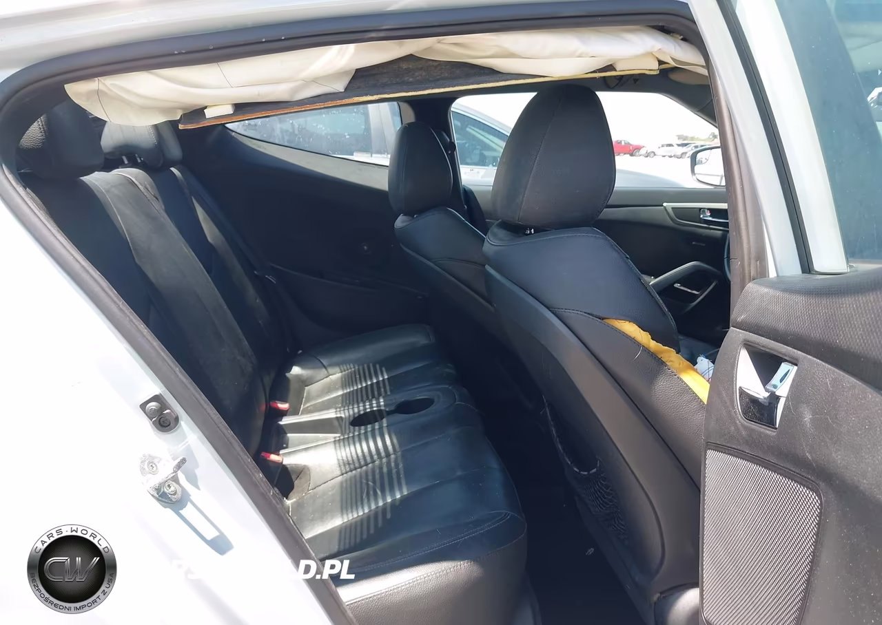 2014 Hyundai Veloster Flex W-Black VIN:KMHTC6AD5EU212817 - 8