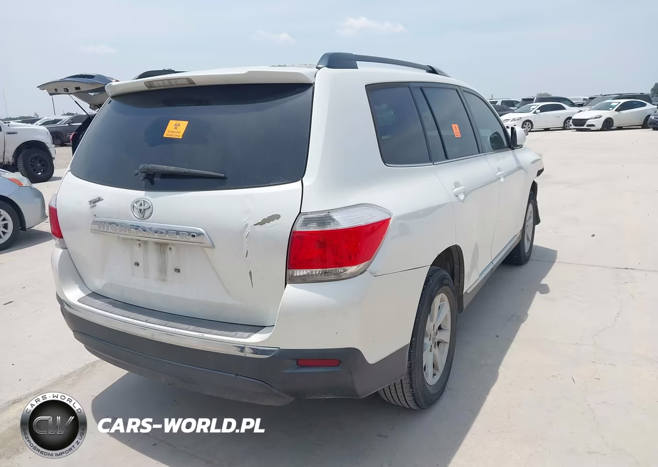 2013 Toyota Highlander Se V6 VIN:5TDZK3EH6DS119031 - 4