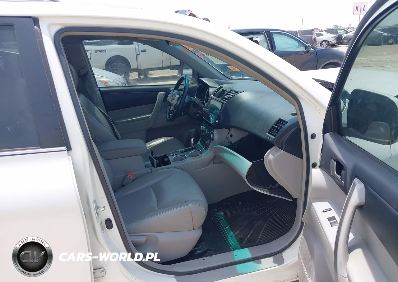 2013 Toyota Highlander Se V6 VIN:5TDZK3EH6DS119031 - 5